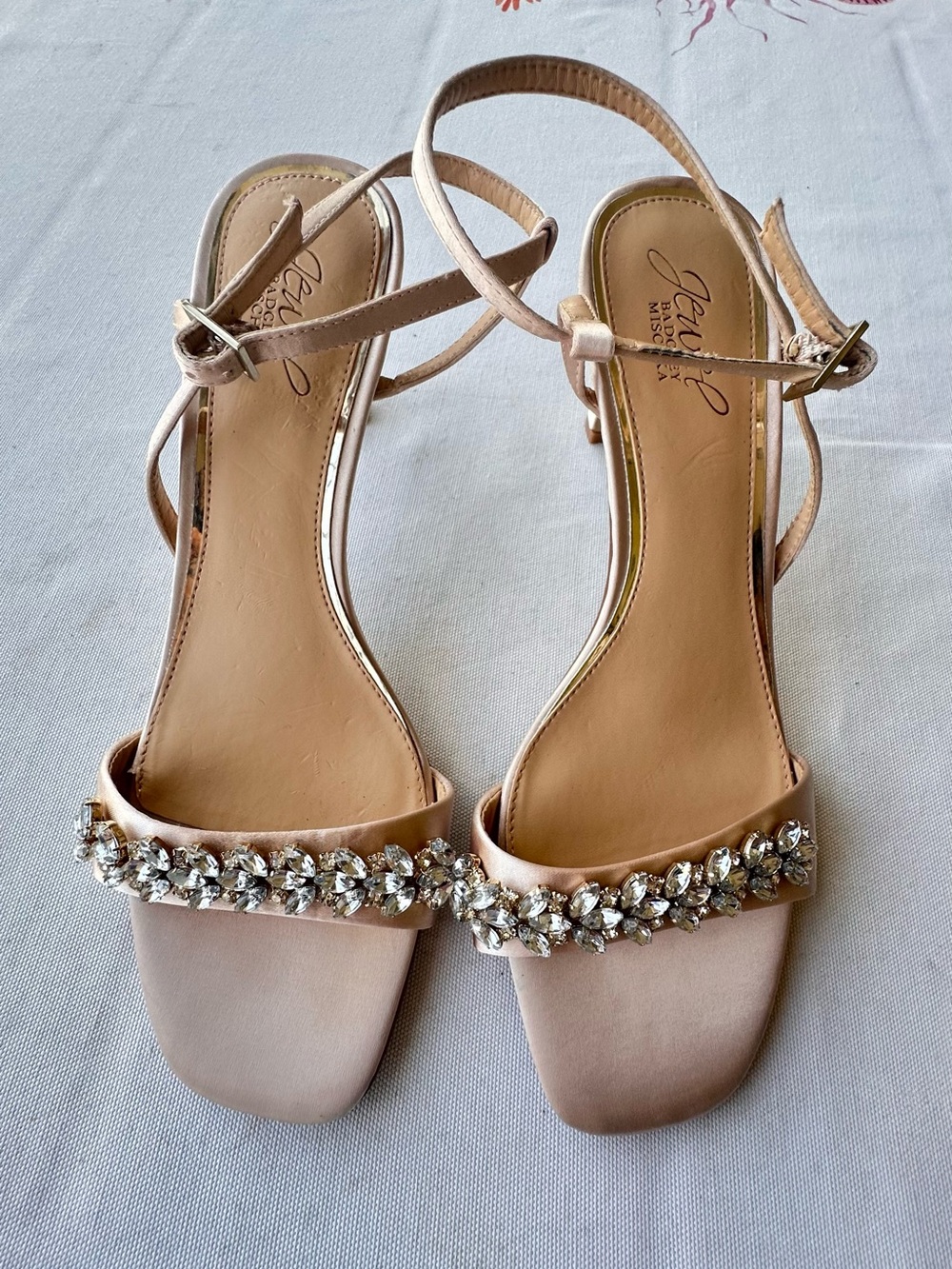 badgley mischka heel shoes light pink 8.5 women’s